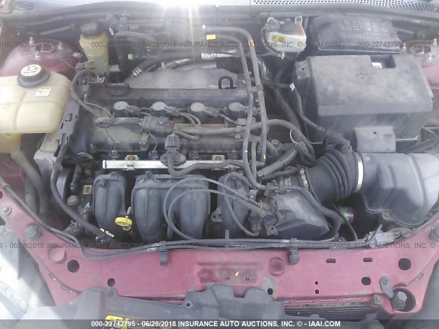 3FAFP31N55R134775 - 2005 FORD FOCUS ZX3 RED photo 10