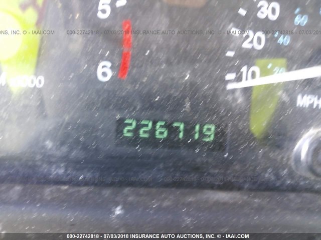 1J4FA59S8YP701245 - 2000 JEEP WRANGLER / TJ SAHARA GREEN photo 7