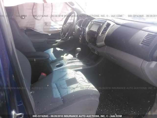 3TMLU4EN0EM159330 - 2014 TOYOTA TACOMA DOUBLE CAB 蓝色 照片 5