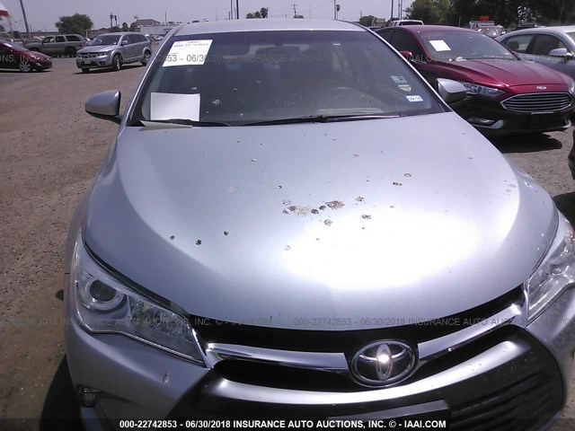 4T4BF1FK5GR574040 - 2016 TOYOTA CAMRY LE/XLE/SE/XSE SILVER photo 6