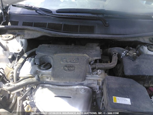 4T1BF1FK2GU533312 - 2016 TOYOTA CAMRY LE/XLE/SE/XSE 白色 照片 10