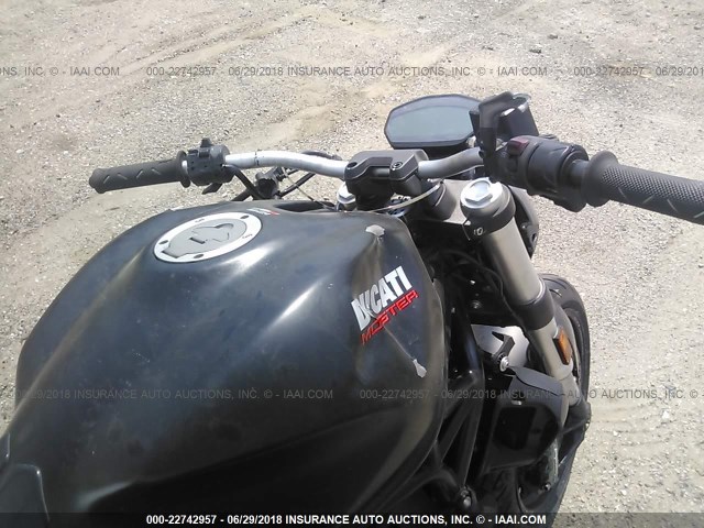 ZDM1RBTS9FB006318 - 2015 DUCATI MONSTER 821 BLACK photo 5