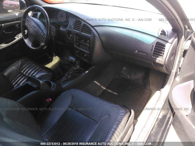 2G1WX15K729271340 - 2002 CHEVROLET MONTE CARLO SS შავი ფოტო 5