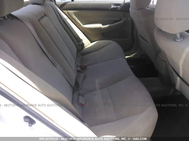 1HGCM564X7A054615 - 2007 HONDA ACCORD LX WHITE photo 8