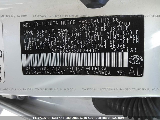 2T1KU4EE8AC299074 - 2010 TOYOTA COROLLA MATRIX  WHITE photo 9