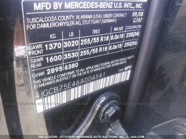 4JGCB75E46A004541 - 2006 MERCEDES-BENZ R 500 BLACK photo 9