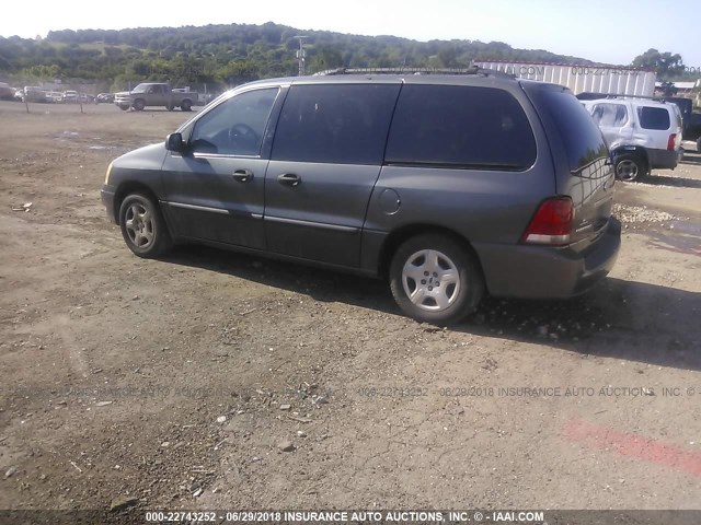 2FMZA51655BA20363 - 2005 FORD FREESTAR SE GRAY photo 3