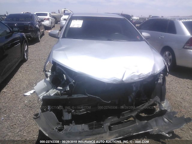 4T1BF1FK9EU310682 - 2014 TOYOTA CAMRY L/SE/LE/XLE 银色 照片 6