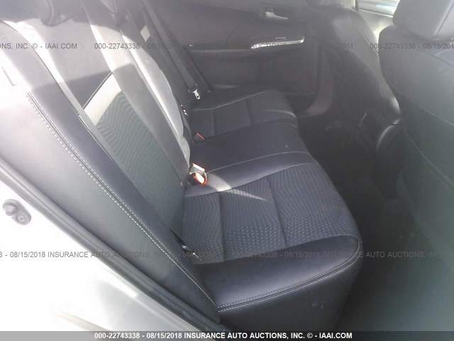 4T1BF1FK9EU310682 - 2014 TOYOTA CAMRY L/SE/LE/XLE 银色 照片 8