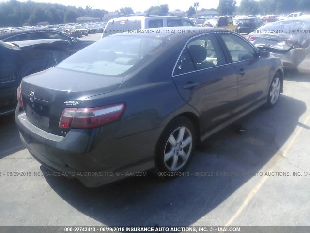 4T1BE46K97U035418 - 2007 TOYOTA CAMRY NEW GENERAT CE/LE/XLE/SE GRAY photo 4