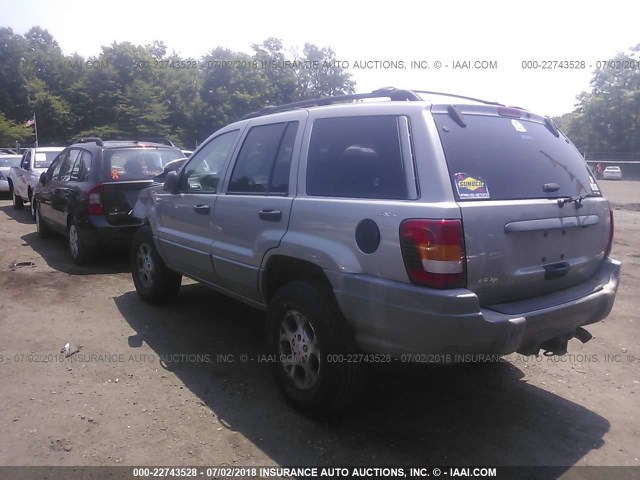 1J4GW48N1YC260688 - 2000 JEEP GRAND CHEROKEE LAREDO SILVER photo 3