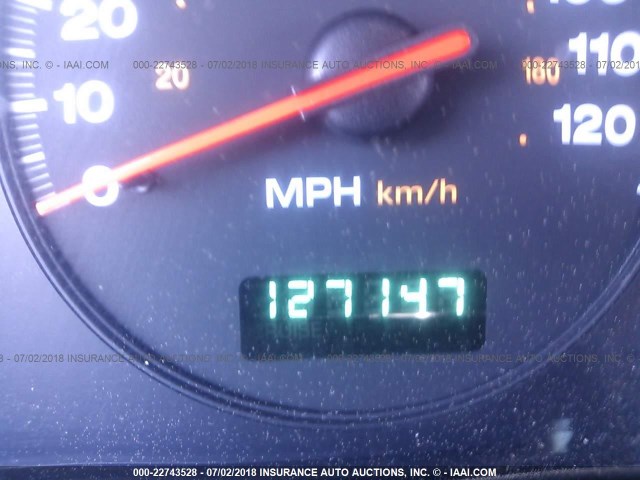 1J4GW48N1YC260688 - 2000 JEEP GRAND CHEROKEE LAREDO Արծաթագույն լուսանկար 7