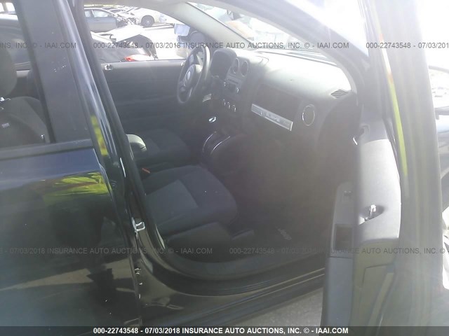 1C4NJCBB8FD246623 - 2015 JEEP COMPASS SPORT 黑色 照片 5