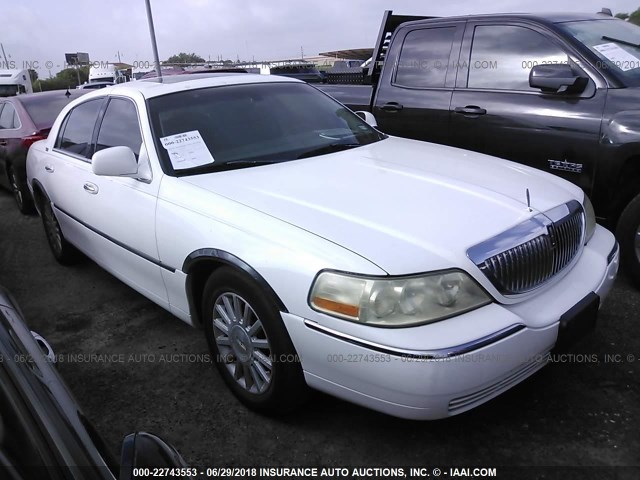 1LNHM82V67Y632054 - 2007 LINCOLN TOWN CAR SIGNATURE LIMITED WHITE photo 1