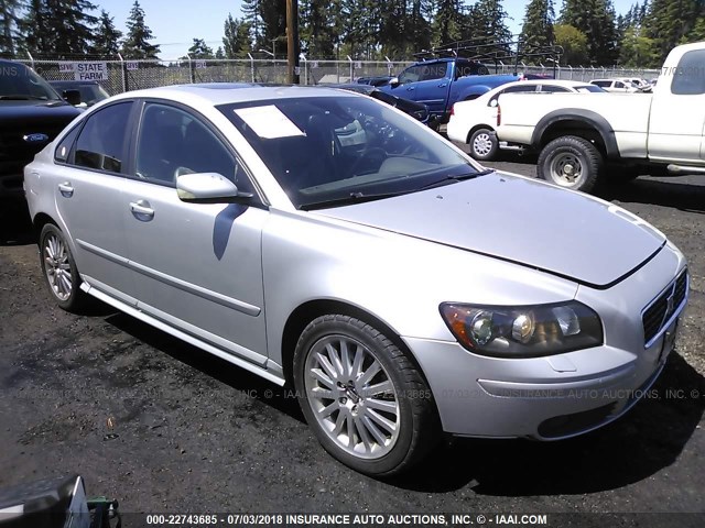 YV1MS682562157115 - 2006 VOLVO S40 T5 SILVER photo 1