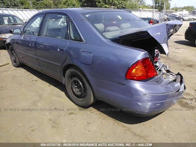 4T1BF28B1YU098836 - 2000 TOYOTA AVALON XL/XLS BLUE photo 3