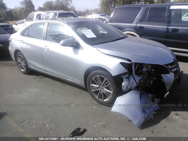 4T1BF1FKXGU166689 - 2016 TOYOTA CAMRY LE/XLE/SE/XSE GRAY photo 1