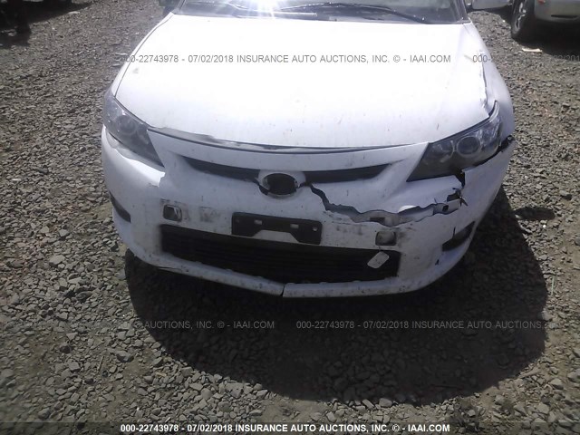 JTKJF5C73D3052826 - 2013 TOYOTA SCION TC 白色 照片 6