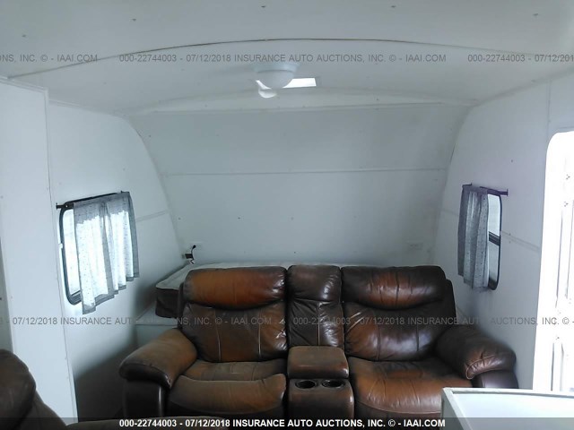 5SFNB3422CE243231 - 2012 HEARTLAND WILDERNESS  თეთრი ფოტო 5