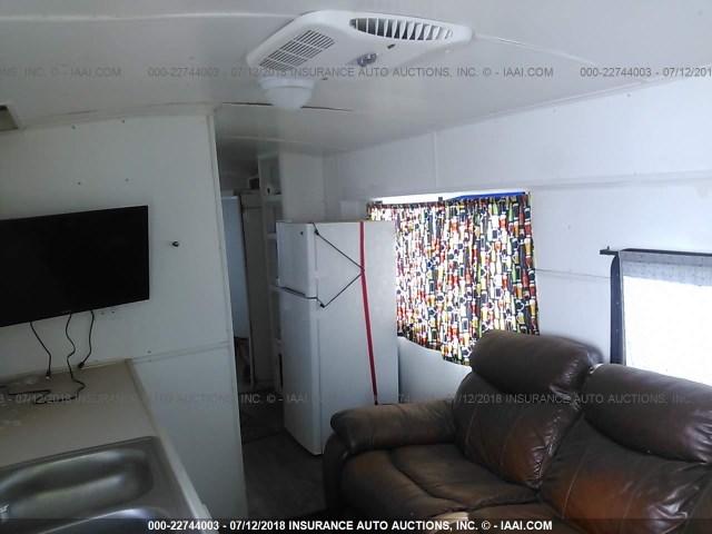 5SFNB3422CE243231 - 2012 HEARTLAND WILDERNESS  თეთრი ფოტო 7