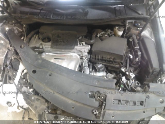 4T1BF1FK0GU205130 - 2016 TOYOTA CAMRY LE/XLE/SE/XSE GRAY photo 10