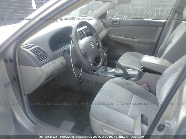 4T1BE32K64U836710 - 2004 TOYOTA CAMRY LE/XLE/SE 棕色 照片 5