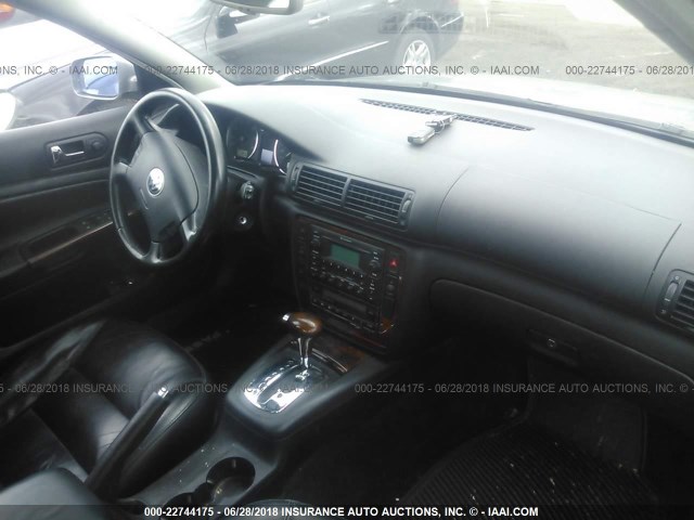 WVWRH63B53P254671 - 2003 VOLKSWAGEN PASSAT GLX 灰色 照片 5