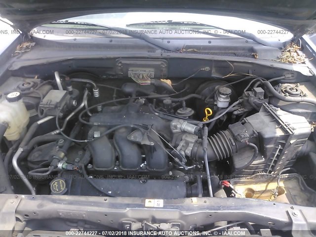 4F2CU08171KM37191 - 2001 MAZDA TRIBUTE LX/ES 蓝色 照片 10