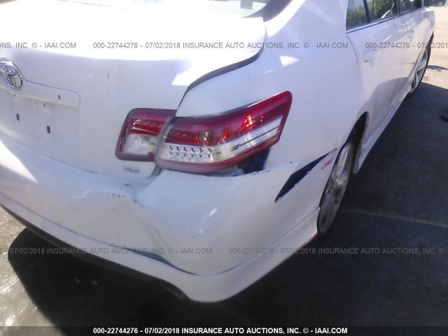 4T1BF3EKXBU680192 - 2011 TOYOTA CAMRY SE/LE/XLE WHITE photo 6