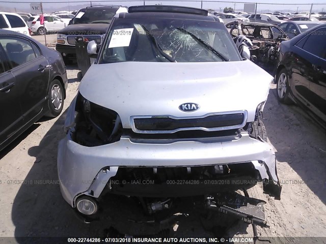 KNDJX3A5XG7868648 - 2016 KIA SOUL ! SILVER photo 6