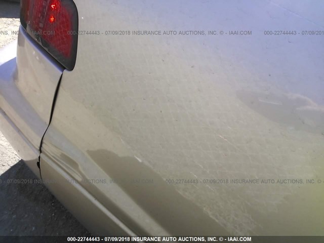 JT2BG22K3W0238571 - 1998 TOYOTA CAMRY CE/LE/XLE ბეჟი ფოტო 6