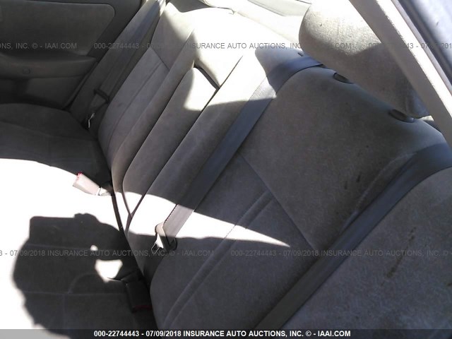 JT2BG22K3W0238571 - 1998 TOYOTA CAMRY CE/LE/XLE ბეჟი ფოტო 8