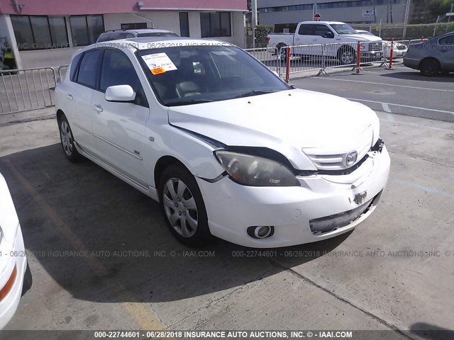 JM1BK343161499290 - 2006 MAZDA 3 HATCHBACK WHITE photo 1