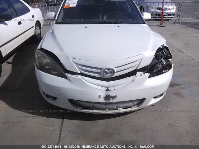 JM1BK343161499290 - 2006 MAZDA 3 HATCHBACK WHITE photo 6