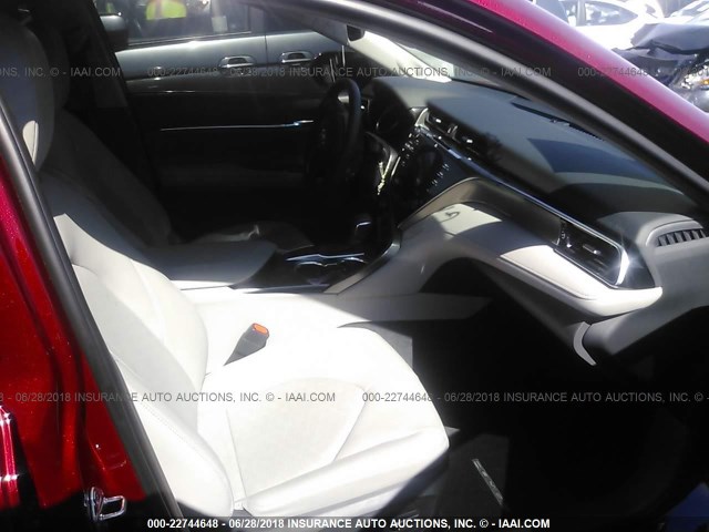 4T1B61HK7JU546738 - 2018 TOYOTA CAMRY XSE RED photo 5