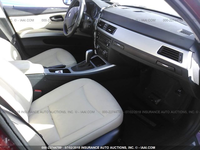 WBAPK5C50BF122819 - 2011 BMW 328 XI SULEV MAROON photo 5