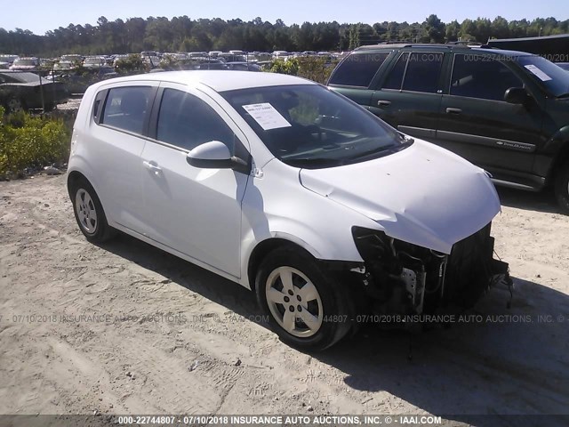 1G1JA6SH0F4186852 - 2015 CHEVROLET SONIC LS WHITE photo 1