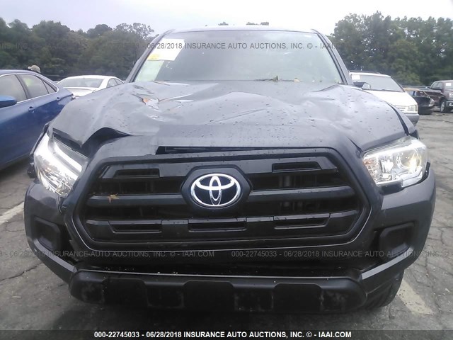 5TFAX5GN9GX063131 - 2016 TOYOTA Tacoma DOUBLE CAB/SR/SR5 GRAY photo 6