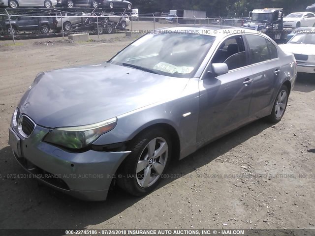 WBANF73547CU26784 - 2007 BMW 530 XI GRAY photo 2