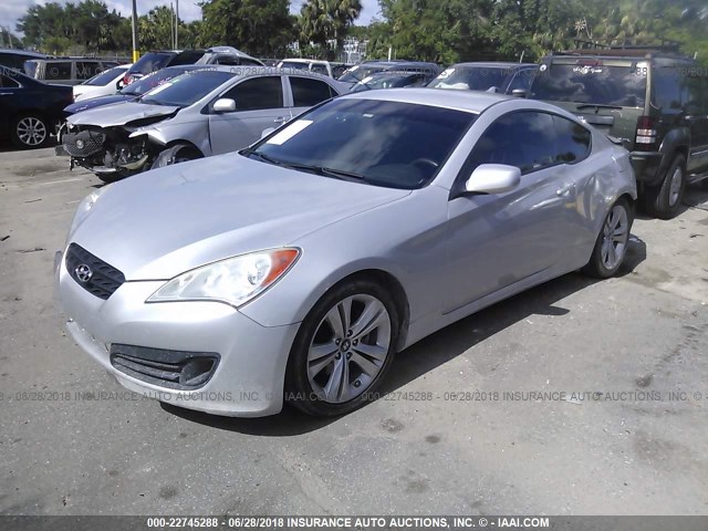 KMHHT6KD8BU055803 - 2011 HYUNDAI GENESIS COUPE 2.0T SILVER photo 2