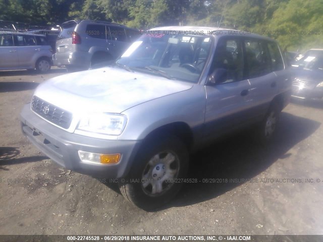 JT3HP10VXW7077334 - 1998 TOYOTA RAV4 SILVER photo 2