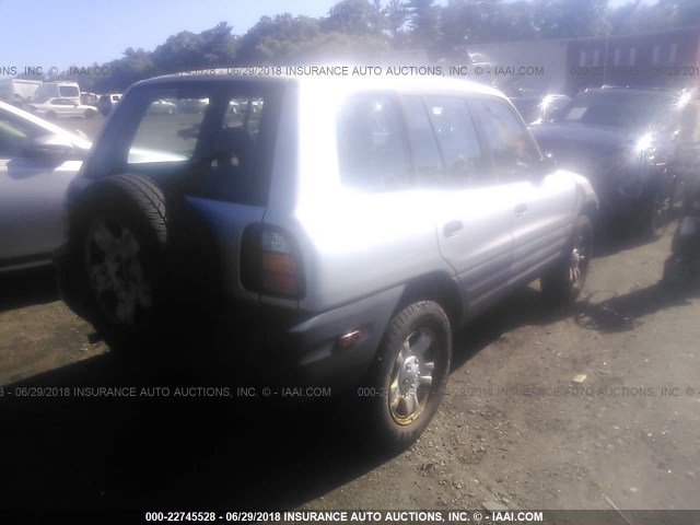 JT3HP10VXW7077334 - 1998 TOYOTA RAV4 SILVER photo 4