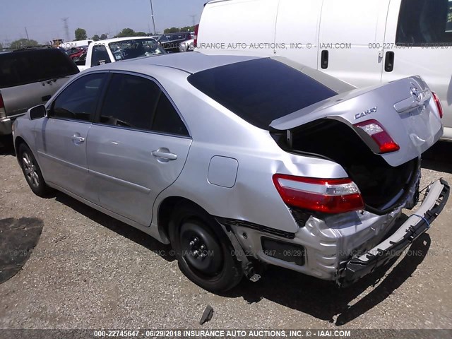 4T1BE46K39U896077 - 2009 TOYOTA CAMRY SE/LE/XLE SILVER photo 3