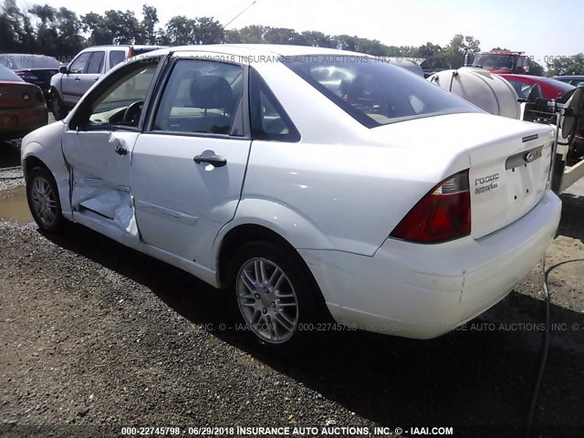 1FAFP34N27W279476 - 2007 FORD FOCUS ZX4/S/SE/SES 白色 照片 3