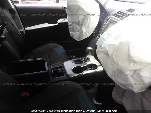 4T1BF1FK5DU699819 - 2013 TOYOTA CAMRY L/SE/LE/XLE Qara foto 5