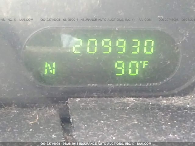 1FMRU15WX3LB72596 - 2003 FORD EXPEDITION XLT SILVER photo 7