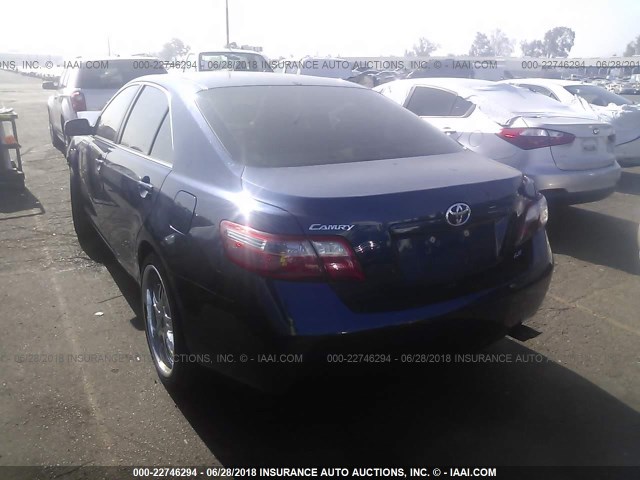 4T1BE46K98U255207 - 2008 TOYOTA CAMRY CE/LE/XLE/SE BLUE photo 3