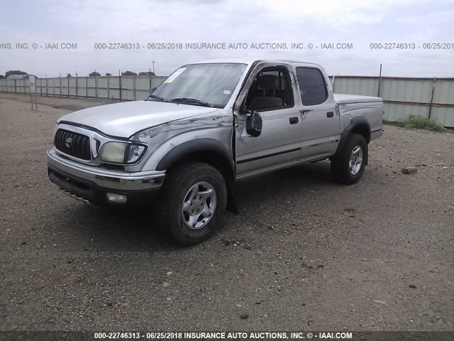 5TEHN72N84Z389868 - 2004 TOYOTA TACOMA DOUBLE CAB 银色 照片 2
