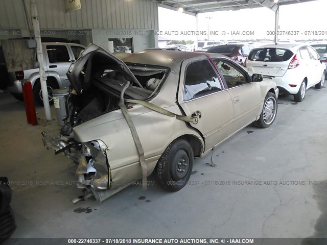 4T1BG22K5VU806930 - 1997 TOYOTA CAMRY CE/LE/XLE 棕色 照片 4