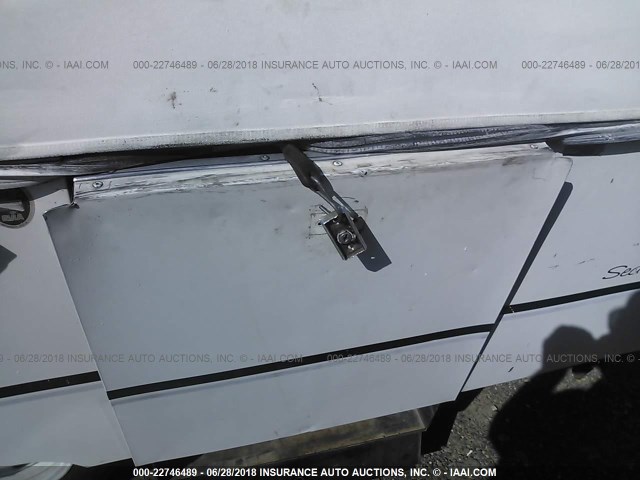 4CE688F13W7227503 - 1998 COLEMAN SEAPINE TRAILER  WHITE photo 6